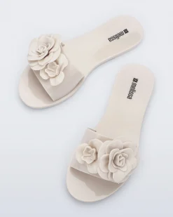 Best Melissa Babe Petals Beige