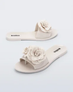 Best Melissa Babe Petals Beige