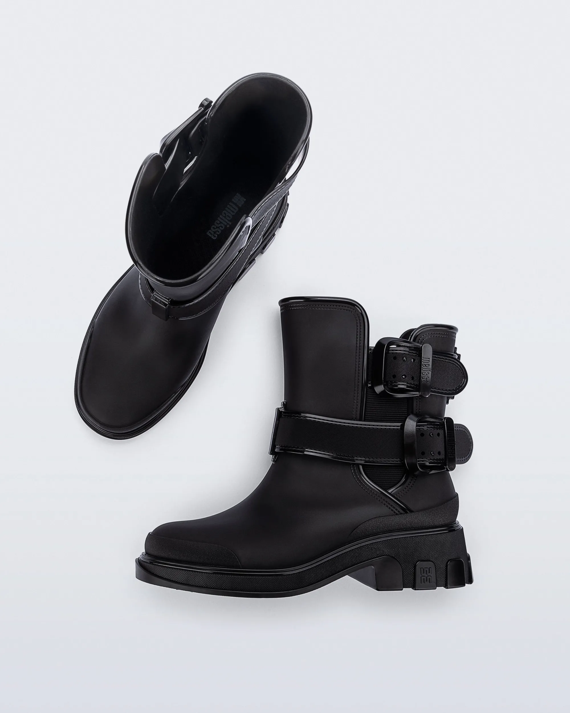 Hot Melissa Bang Boot Black