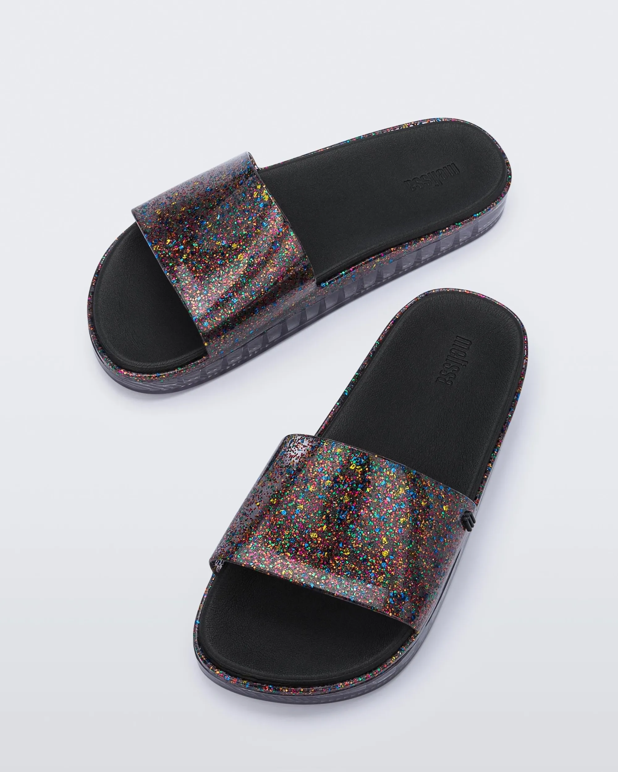 Online Melissa Beach