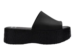 Melissa Becky Black