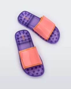 Melissa Brave Slide