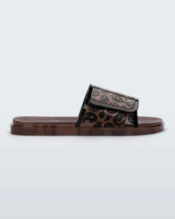 Online Melissa Brave Slide