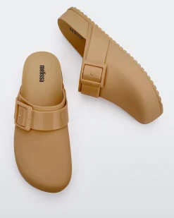Hot Melissa Cozy Clog Dark Beige