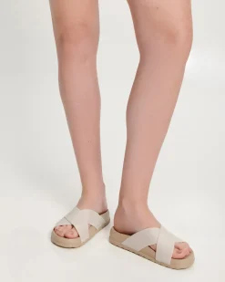 Online Melissa Cozy Cross Beige