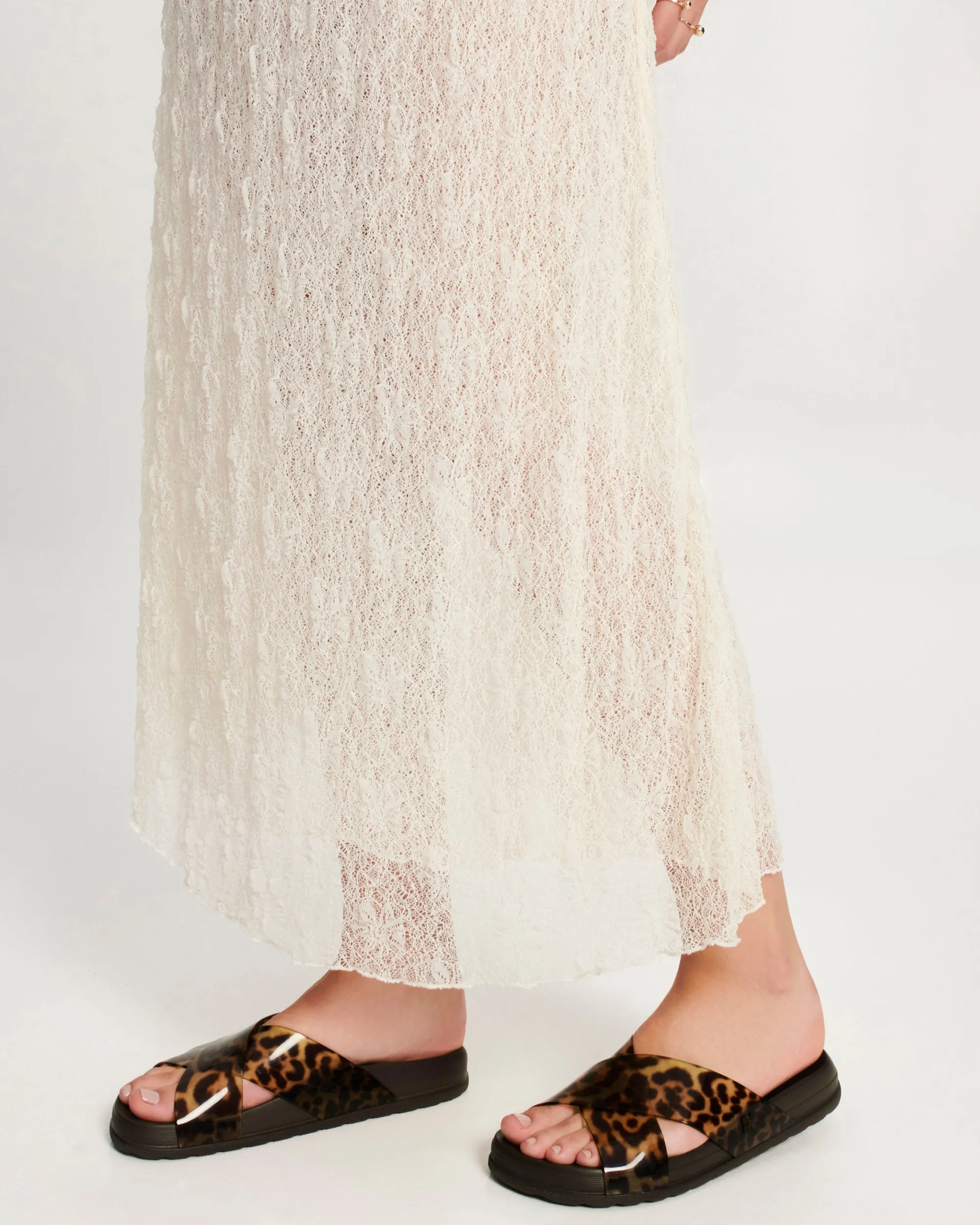 New Melissa Cozy Cross Dark Brown