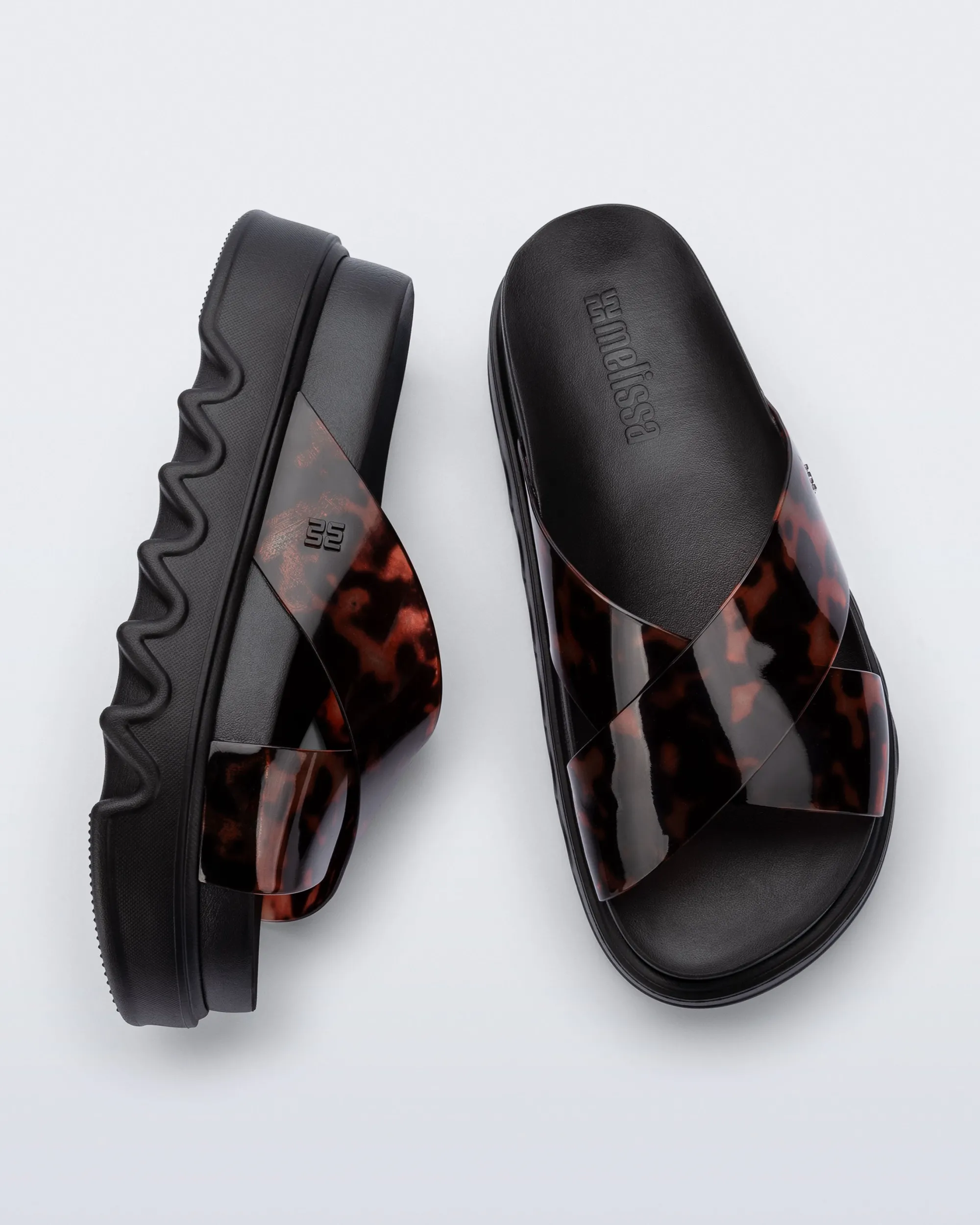 Clearance Melissa Cozy Cross Platform Black/Tortoise