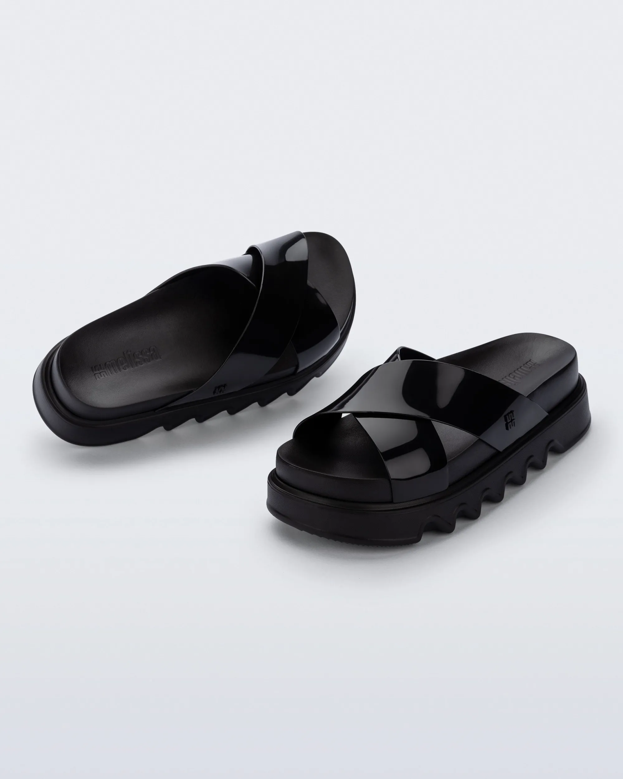 Sale Melissa Cozy Cross Platform Black