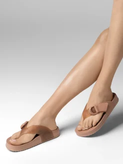 Sale Melissa Cozy Thong Brown