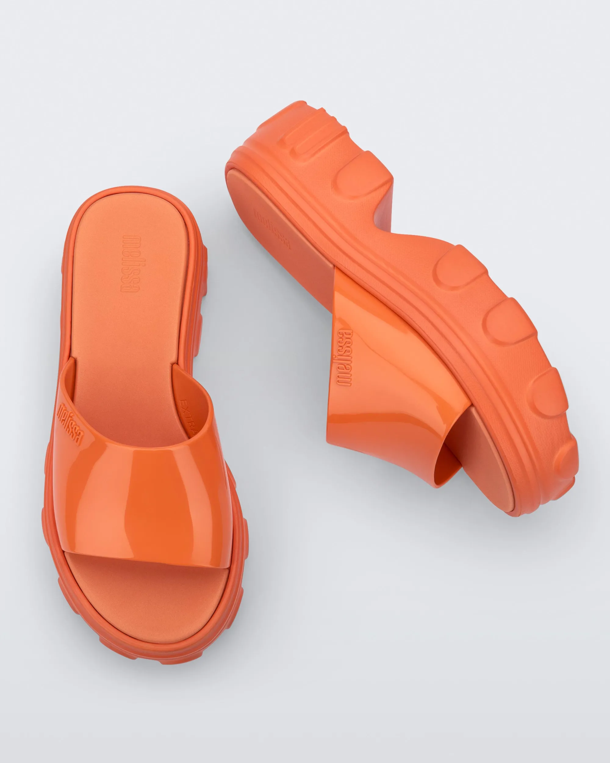 Online Melissa Ella Slide