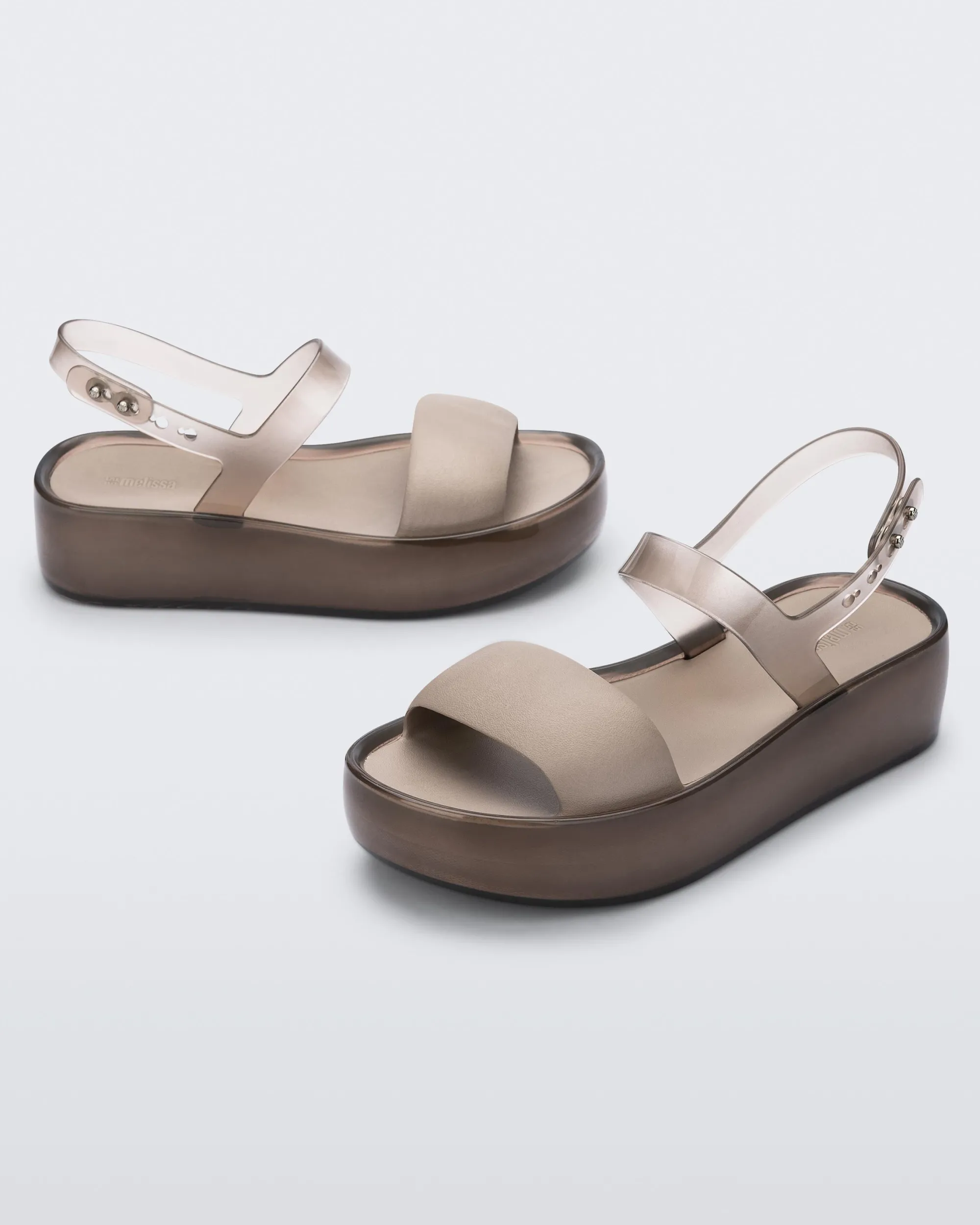 Hot Melissa Float Platform