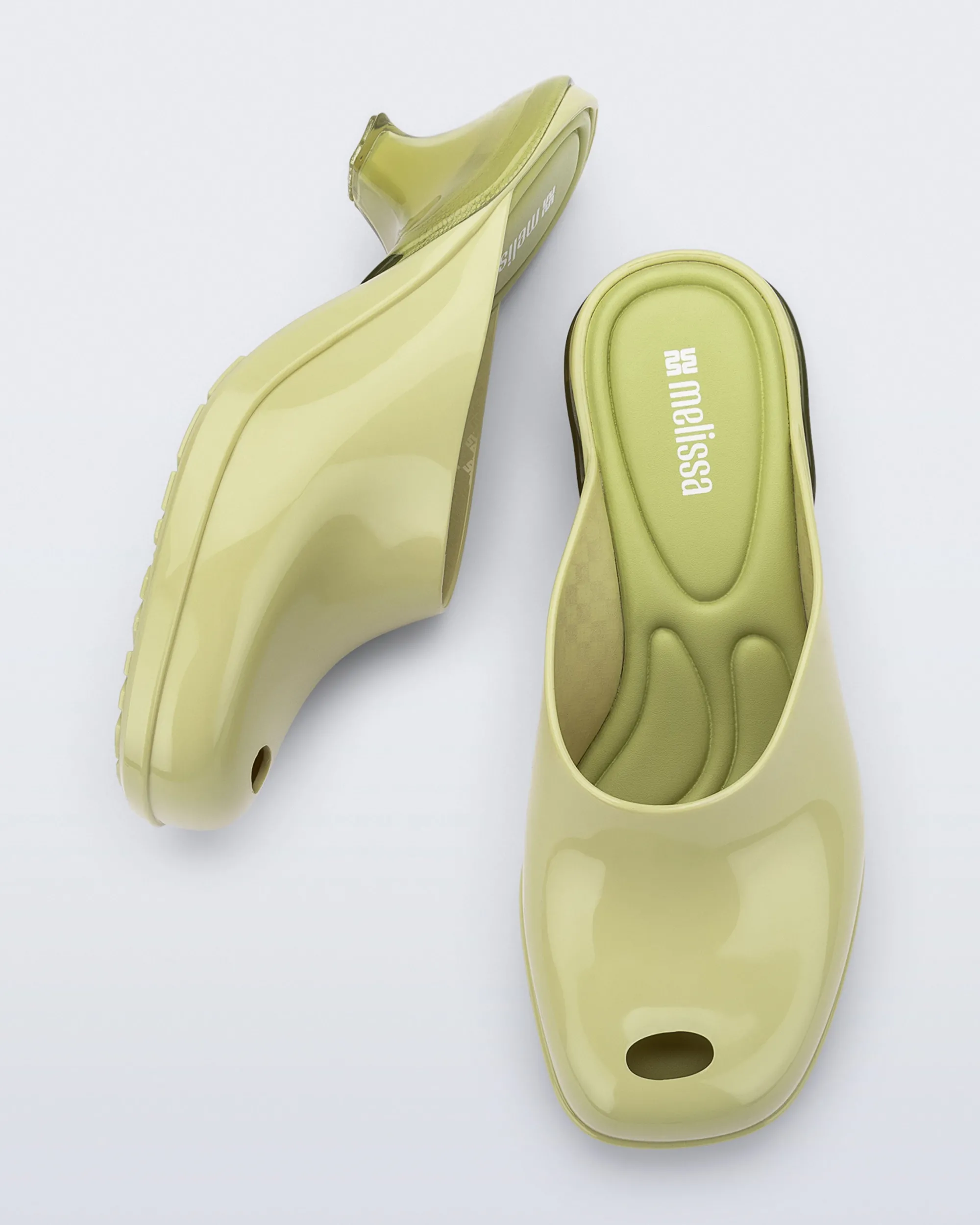 Online Melissa Gaia Green