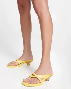 Hot Melissa Layla Yellow