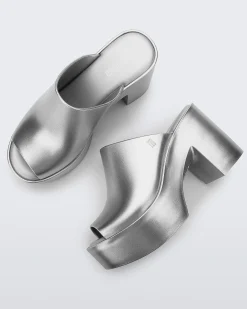 Hot Melissa Mule Hype Light Silver