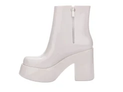 Clearance Melissa Nubia