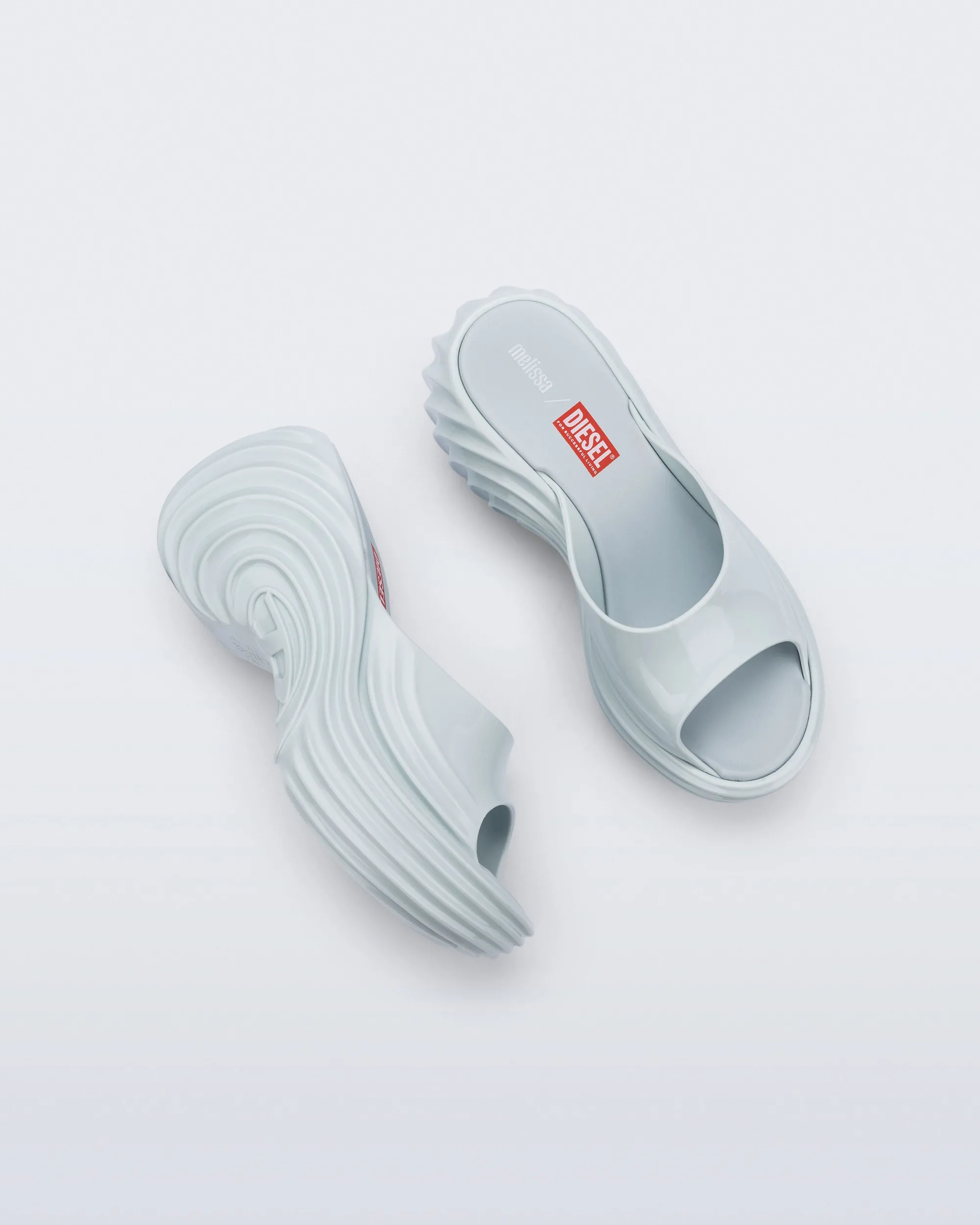 Hot Melissa Quantum Platform Light Blue