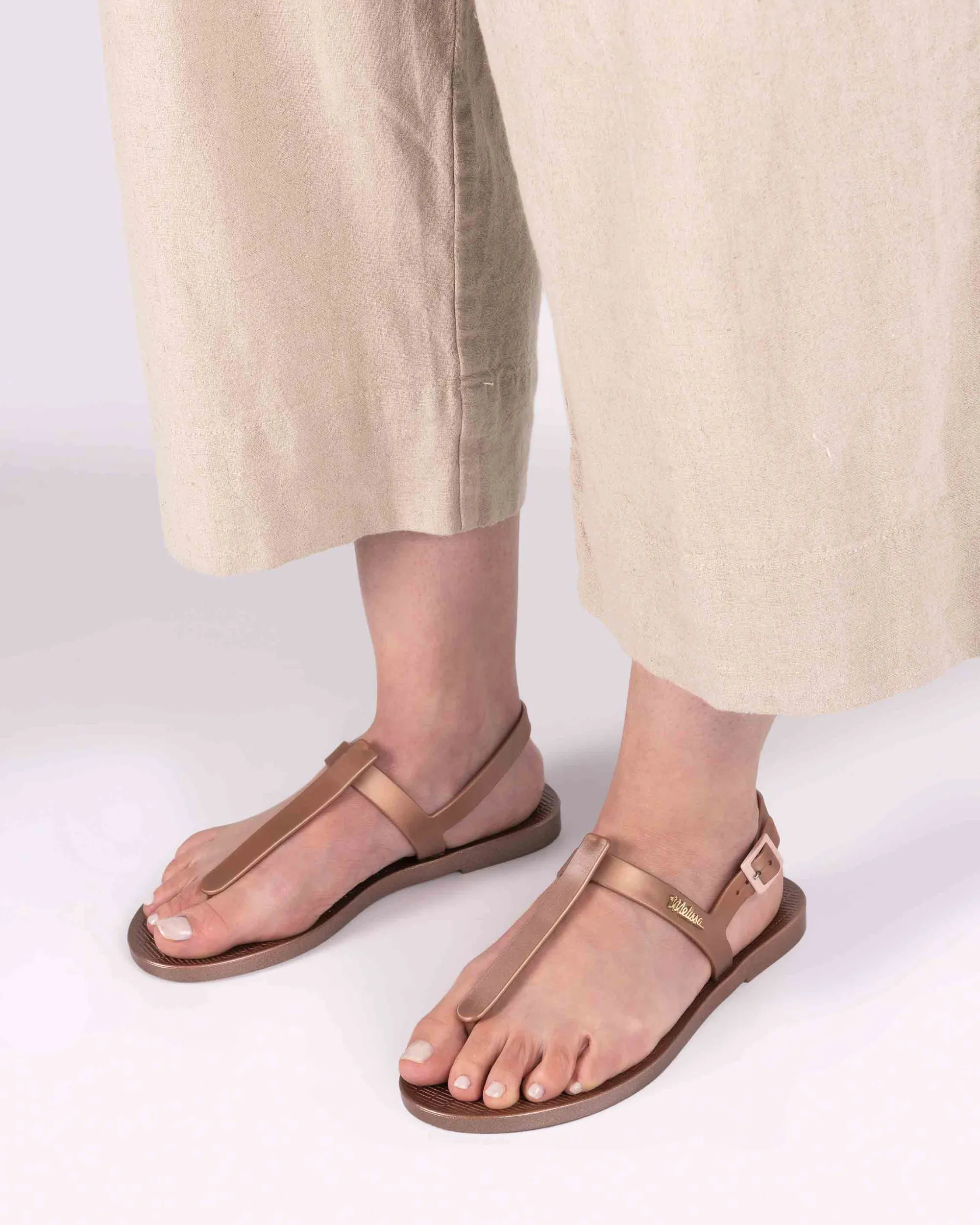 Sale Melissa Sun Ventura